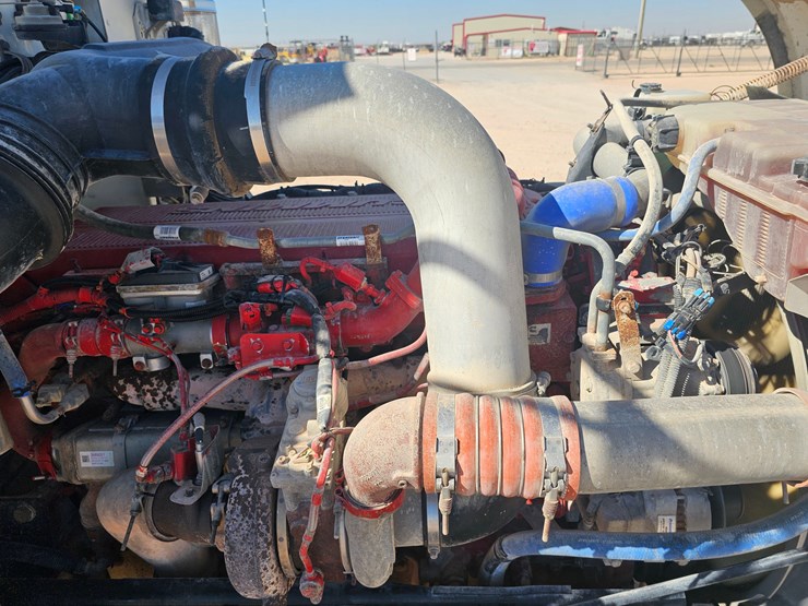 2012-peterbilt-367-image-14