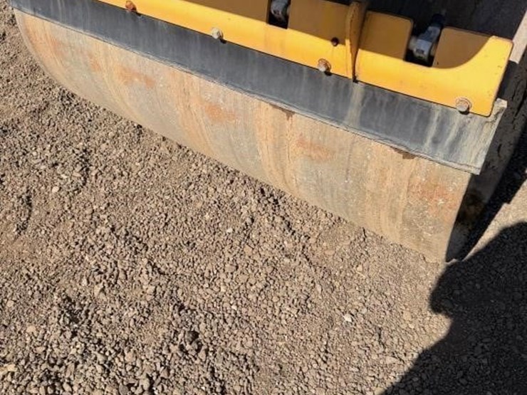2005-ingersoll-rand-dd-24-tandem-vibratory-roller-image-22