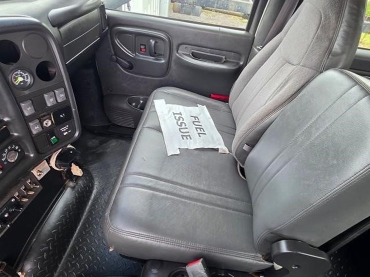 2007-gmc-topkick-c8500-image-59