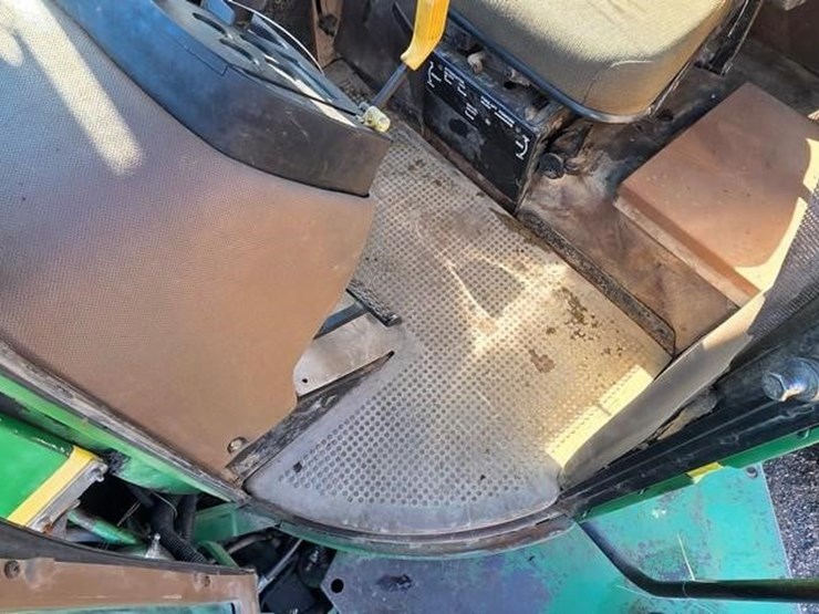john-deere-8850-image-54