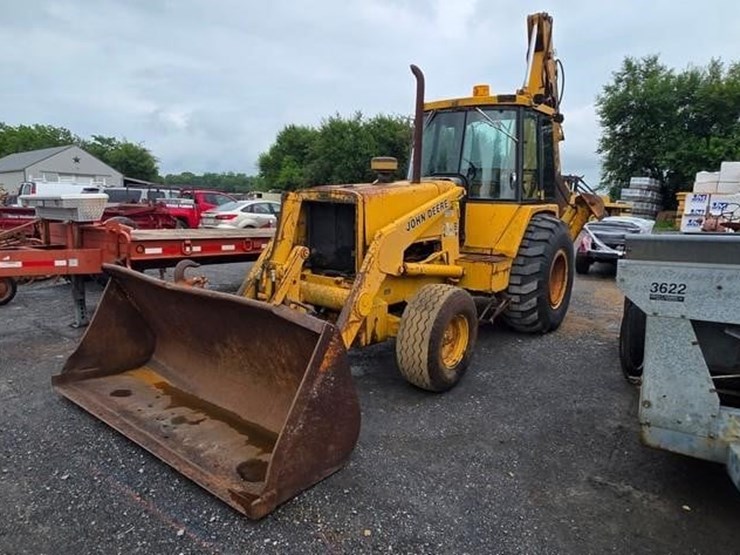 deere-710b-image-2