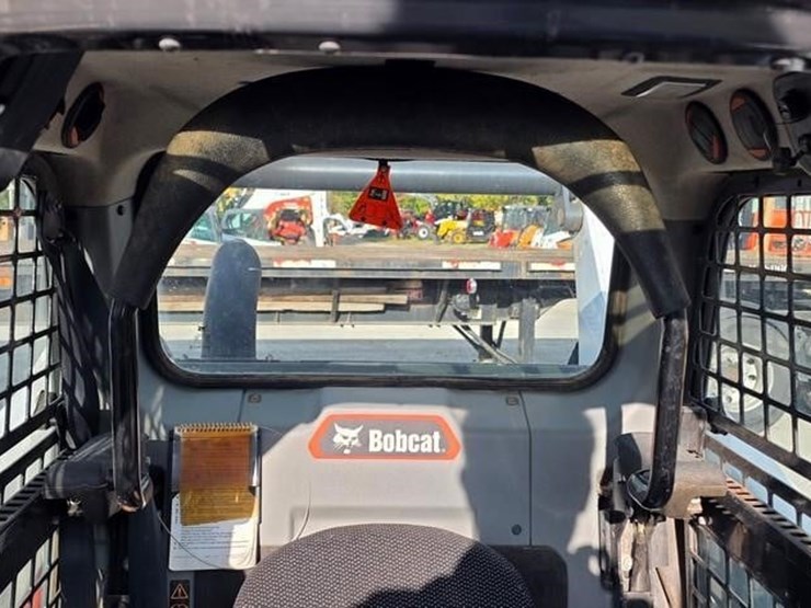 2021-bobcat-t76-image-49