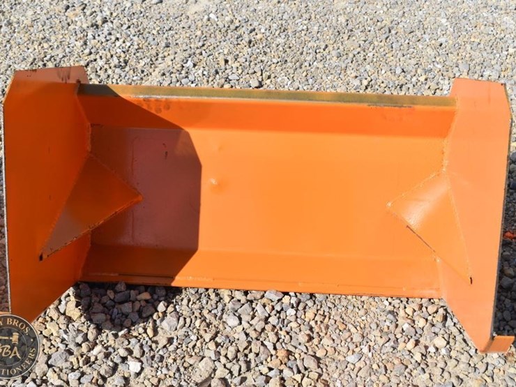 kit-containers-mini-skid-steer-snow-pusher-47537-image-1