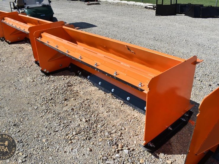 kit-containers-skid-steer-pull-back-snow-pusher-47519-image-3