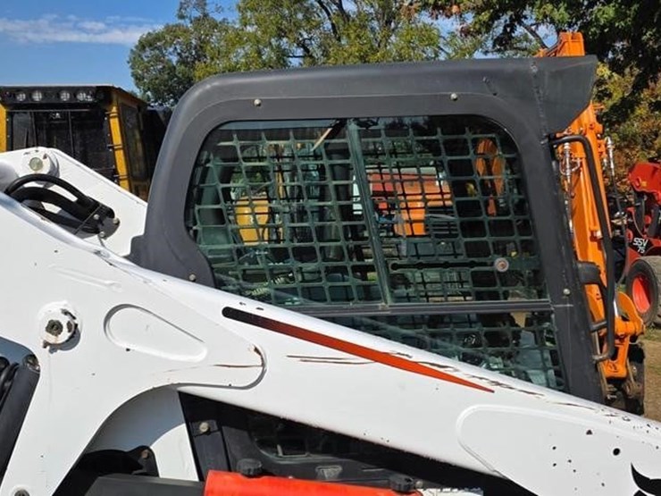 2016-bobcat-t650-image-13