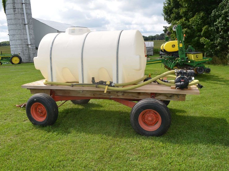 725-gallon-nurse-tank-on-ac-wagon-gear-image-5