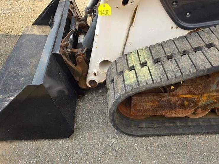 2021-bobcat-t76-image-31