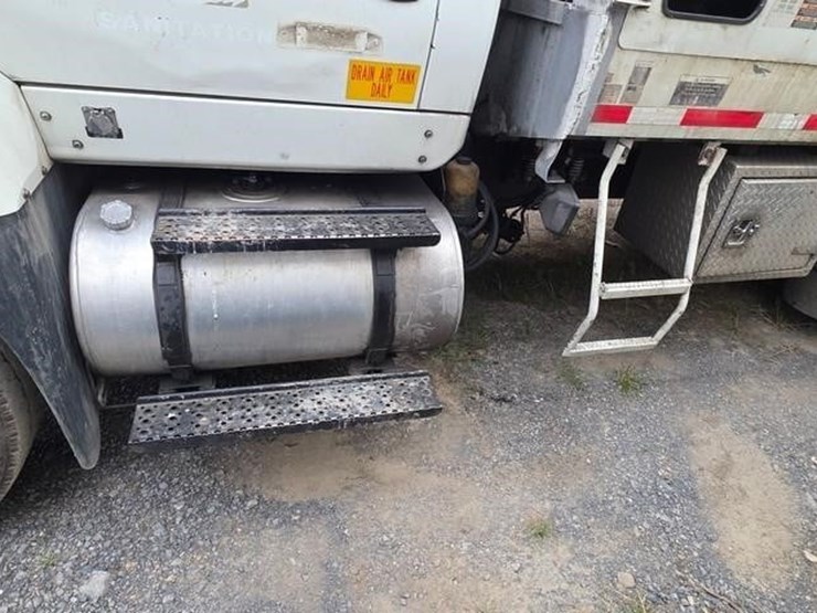 2012-international-workstar-7600-image-12