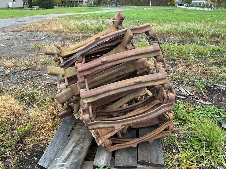 #411-•-skidder-tire-track-chain-image-2