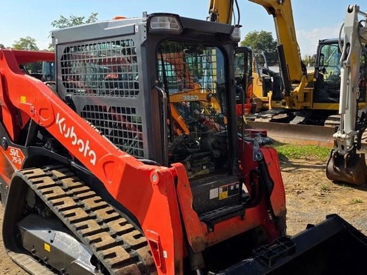 2023-kubota-svl75-3-image-7