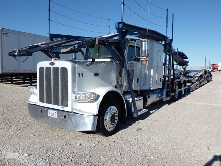 2021-peterbilt-389-image-1