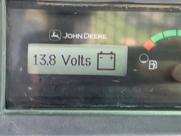 2017-deere-323e-image-57