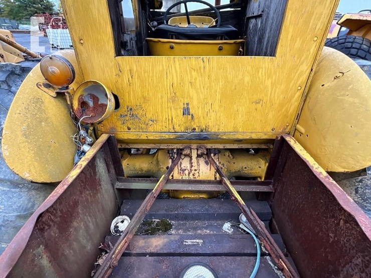 massey-ferguson-3165-image-34