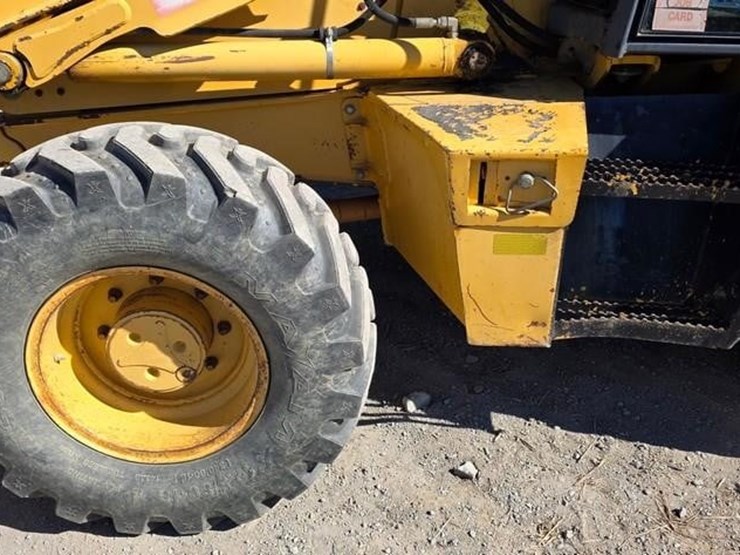 2006-deere-310sg-image-10