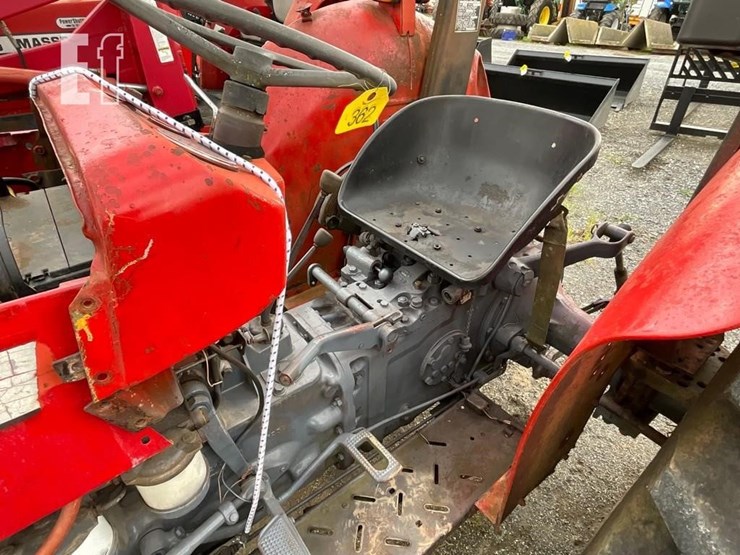 massey-ferguson-240-image-18