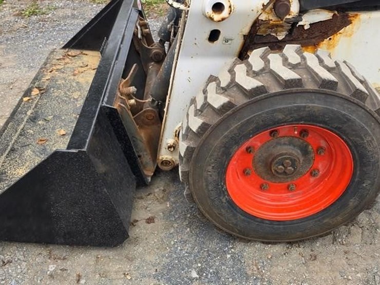 2014-bobcat-s770-image-29
