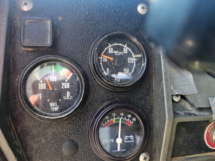 #15804-•-1998-mack-rd688s-dump-truck-image-144