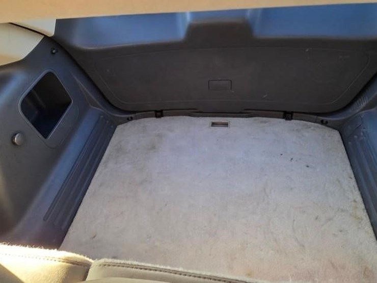 2011-ford-edge-se-image-37
