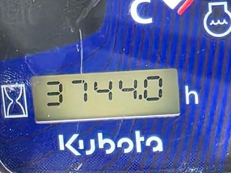 2019-kubota-ssv75-image-58