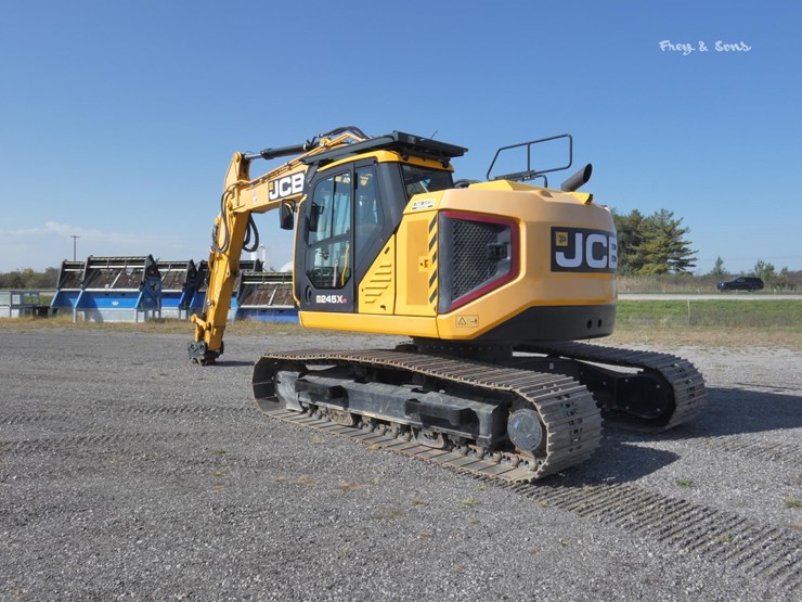jcb-245xr-image-4
