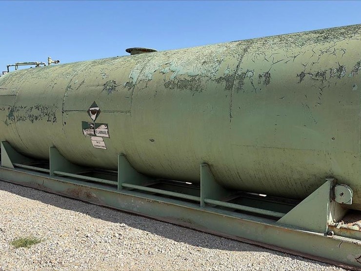 10,000-gallon-diesel-fuel-tank-&-3-comp.-lubester-combo-skidded-image-6
