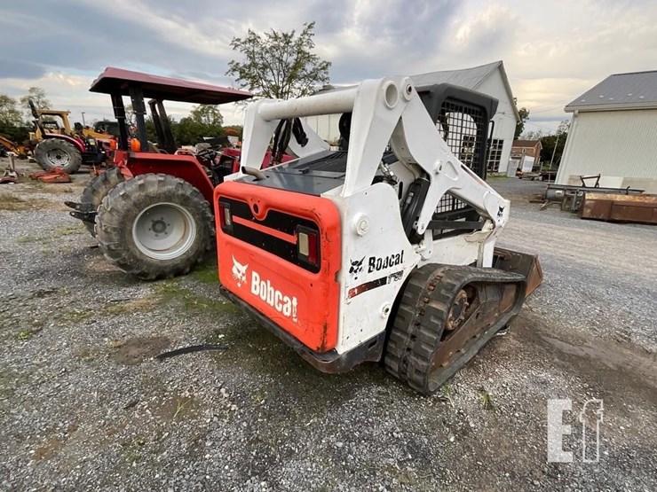 2010-bobcat-t650-image-4