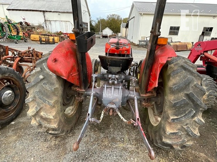massey-ferguson-240-image-19