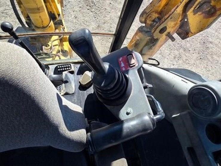2006-deere-310sg-image-74