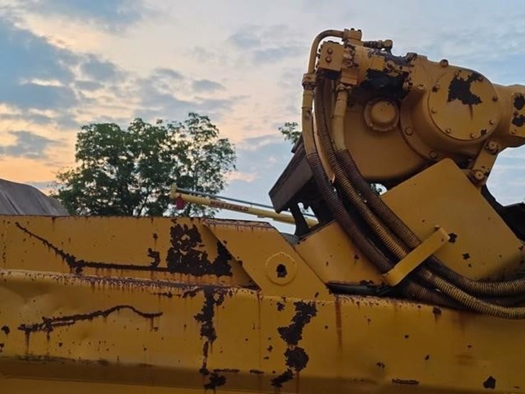 1984-deere-762a-image-28