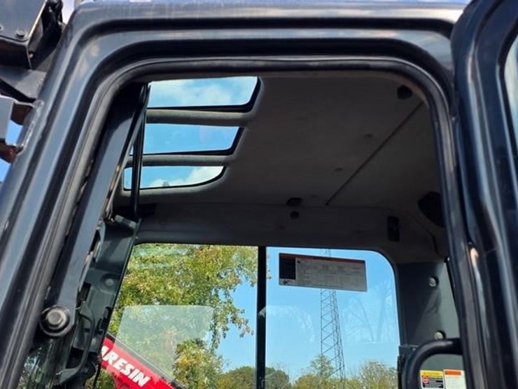 2018-kubota-u55-4-image-59