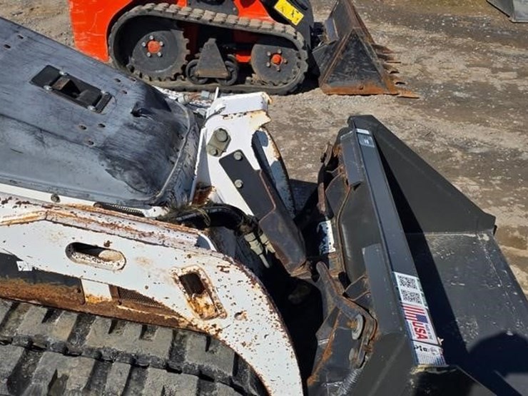 2014-bobcat-mt55-image-22