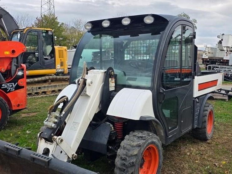 2003-bobcat-toolcat-5600-image-7
