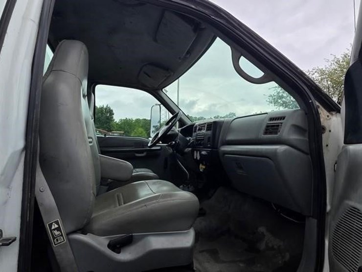 2006-ford-f750-sd-image-43