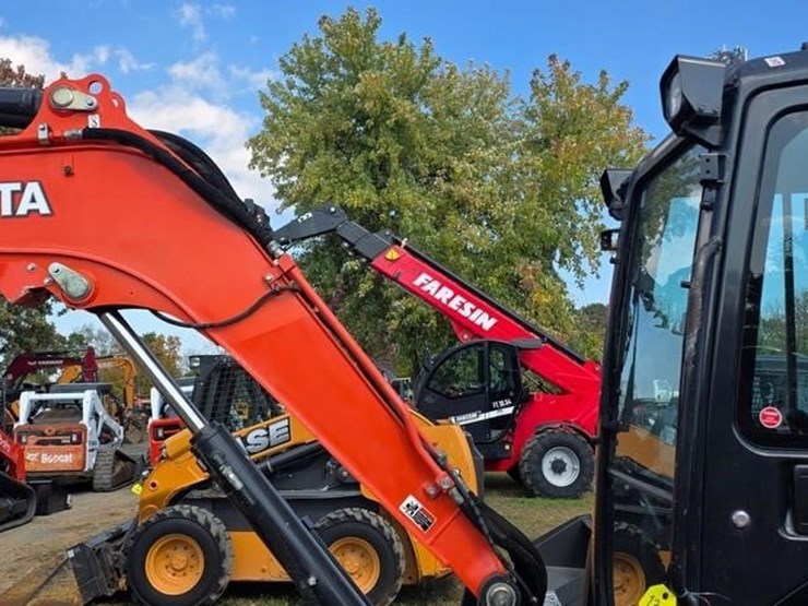 2018-kubota-u55-4-image-16