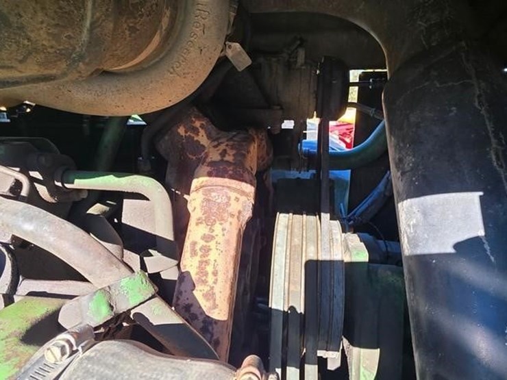 john-deere-8850-image-51
