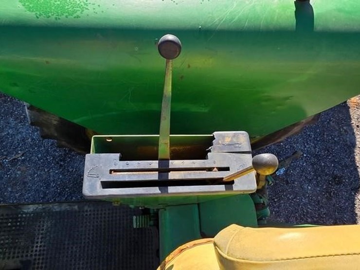 1972-john-deere-2520-image-38