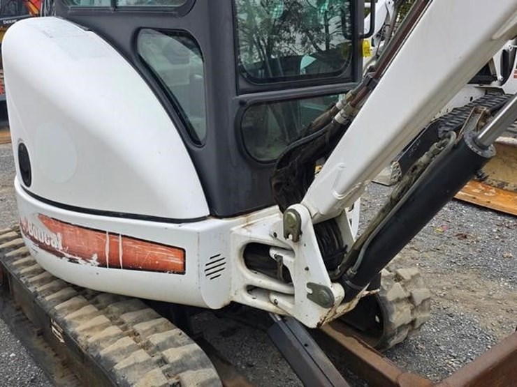 2009-bobcat-425-image-29