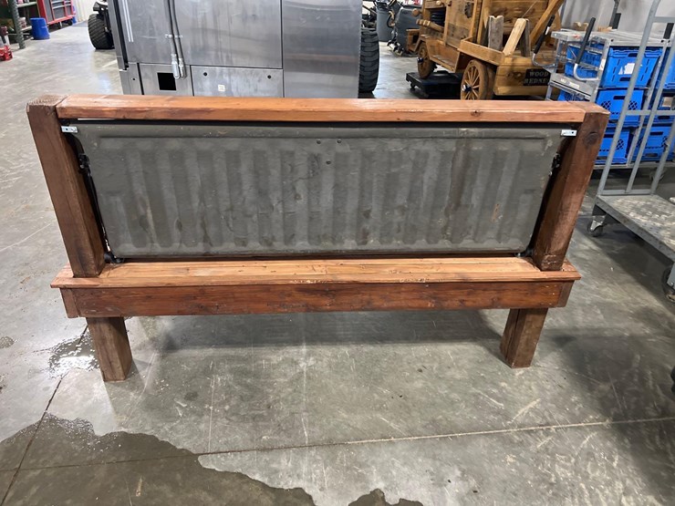 dodge-tailgate-bench-image-5
