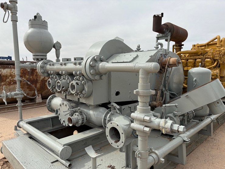 caterpillar-d3508-image-9