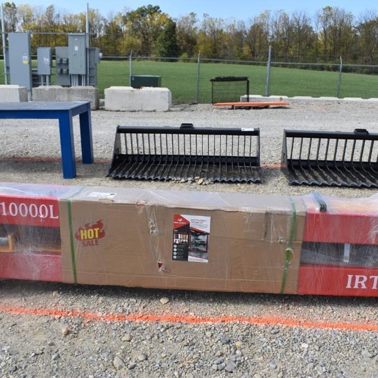 SDLANCH TWO POST VEHICLE LIFT 47578