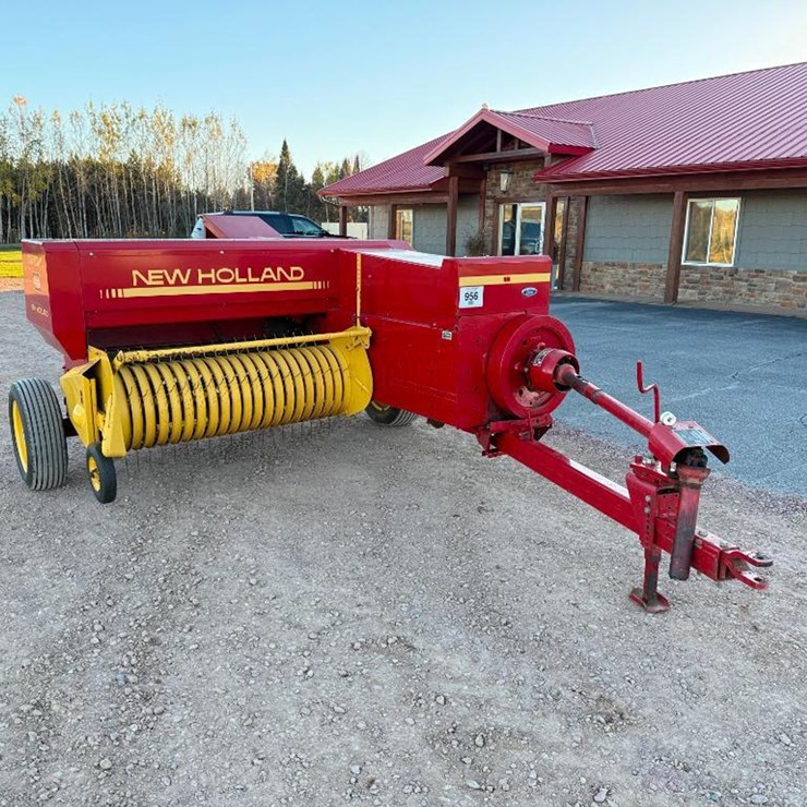 NEW HOLLAND 311