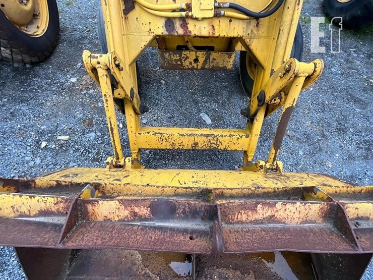 massey-ferguson-3165-image-16