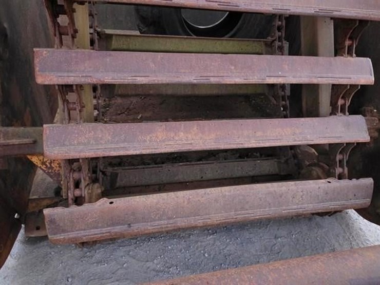 1984-deere-762a-image-39