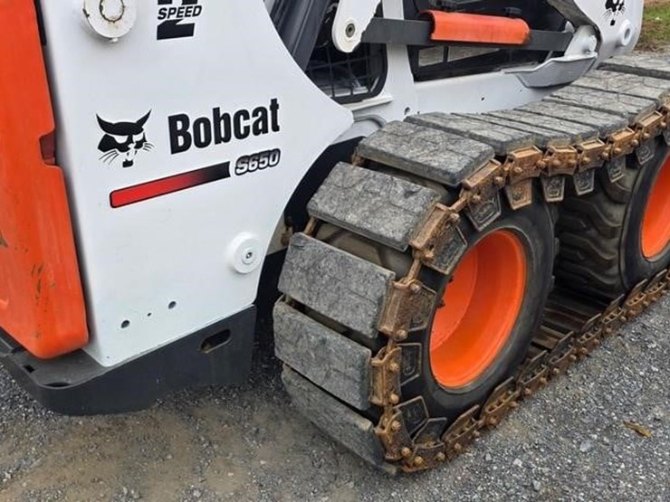 2012-bobcat-s650-image-17