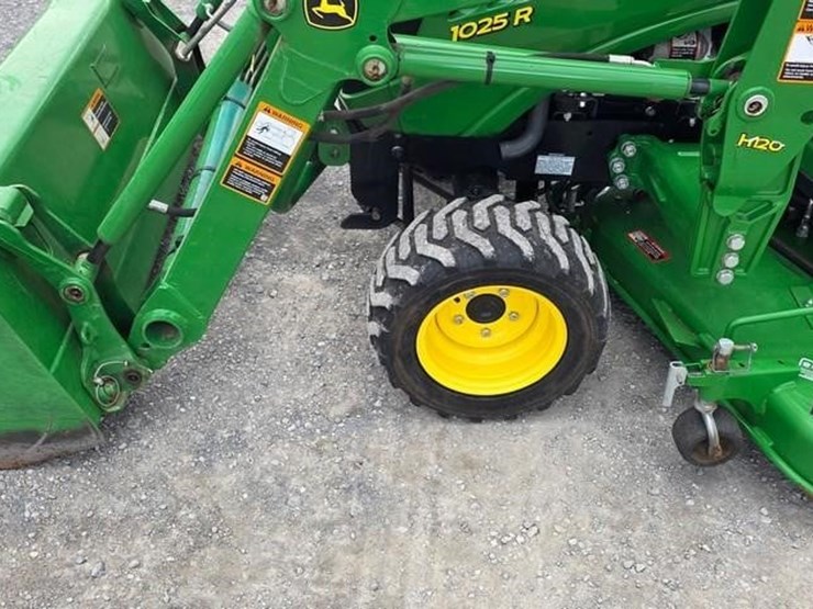 2014-john-deere-1025r-image-20