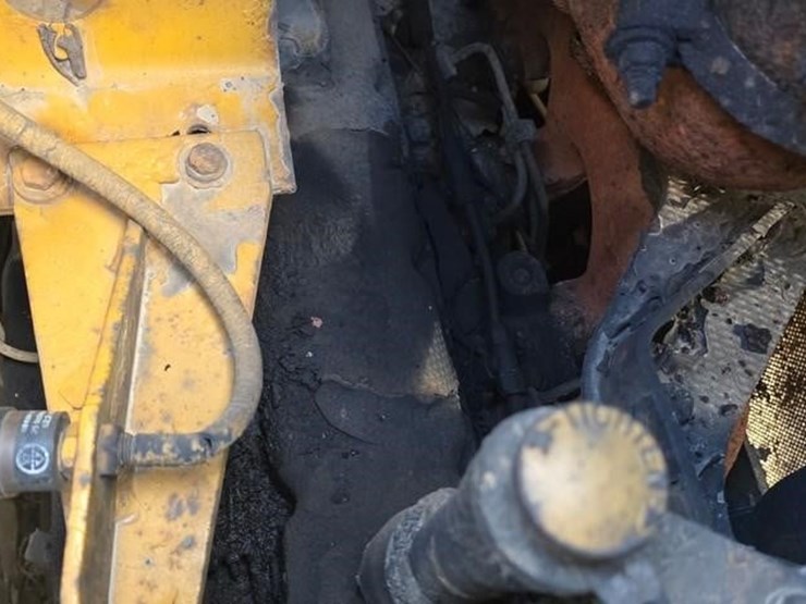 1987-deere-655b-image-44