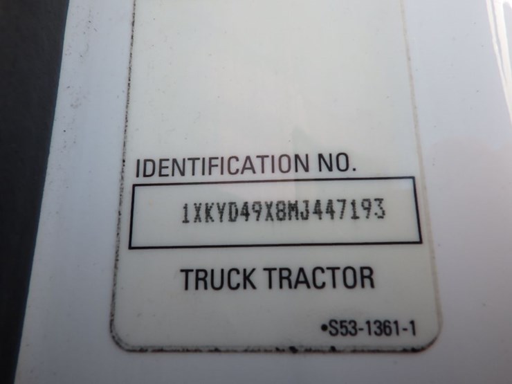 2021-kenworth-t680-image-23