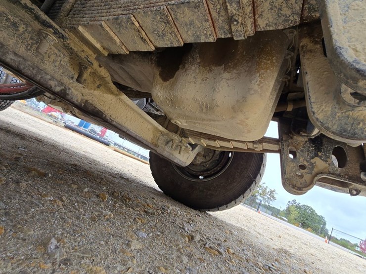 2012-caterpillar-ct660-image-64