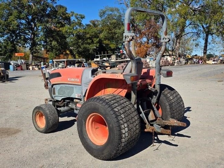 kubota-l4740-image-3