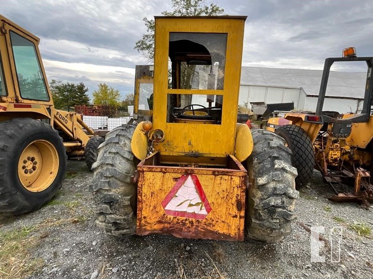massey-ferguson-3165-image-32
